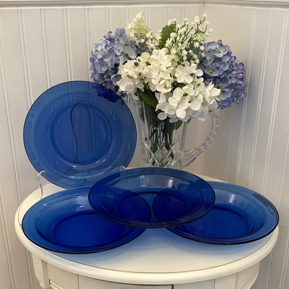 Arcoroc Cobalt Blue Wide Rim Soup Bowls, 8 1/2” Across x 1 1/4” Deep, Set of 4